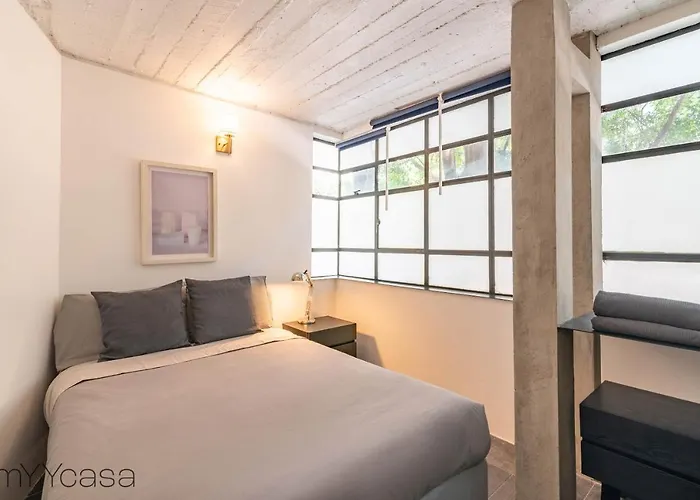 Apartamento Comfortable Apt. W/ Terrace & Lovely Lighting 101