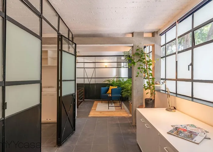 Comfortable Apt. W/ Terrace & Lovely Lighting 101