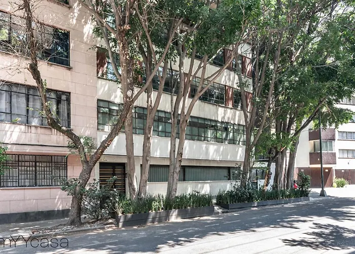 Apartamento Comfortable Apt. W/ Terrace & Lovely Lighting 101