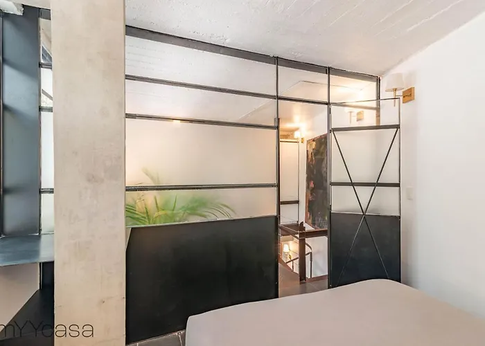 Apartamento Comfortable Apt. W/ Terrace & Lovely Lighting 101